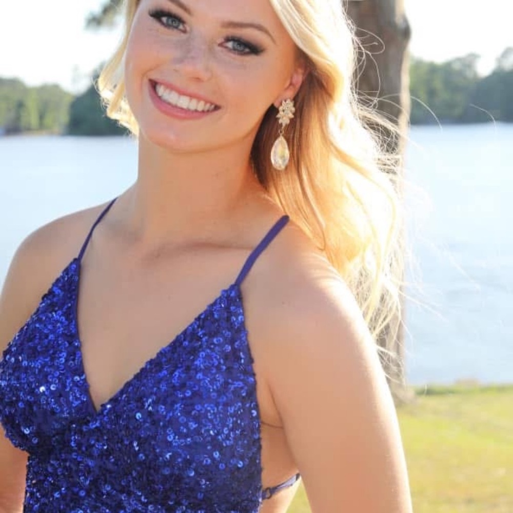 Elegant Blue Sequin Prom Dress